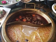 -小天鹅火锅·一线江景洪鼎旗舰店(洪崖洞店)