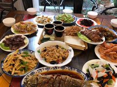 -湖光月色临湖音乐餐厅(台儿庄古城店)