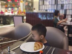 -广州万富希尔顿酒店·感趣自助餐厅·金秋蟹宴生蚝海鲜刺身烧烤