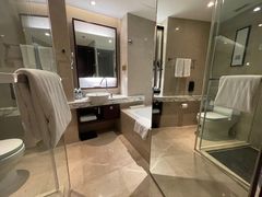 -上海龙之梦万丽酒店