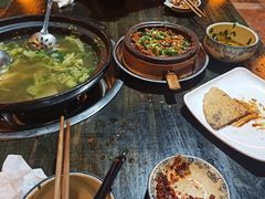 -乐山食古香跷脚牛肉