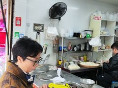 -小董骨汤馄饨店(通扬路店)