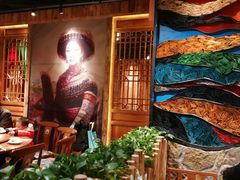 大堂-老滇山寨•云南特色菜•地方菜•民族风情歌舞表演(金碧店)