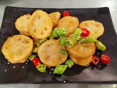 香酥莲藕盒-梓檚中餐厅湖北菜小龙虾武昌鱼排骨藕汤(黄鹤楼店)