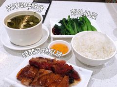 -香港新发烧腊茶餐厅(水围店)