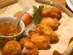 -大头虾越式风味餐厅(光明广场店)