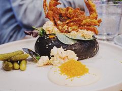 -FLOVIE FLORIST CAFE