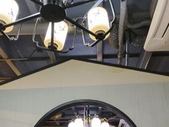 -乡土黄·鲜牛肉火锅·小龙虾(兴业街店)