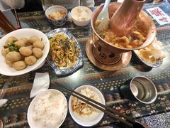 -蜗牛小馆醉乡民谣云南菜(惠新西里店)