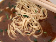 -镇南锅盖面馆(解放路店)