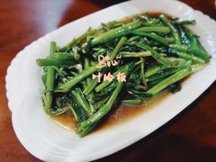-Dang restaurant (patong phuket)