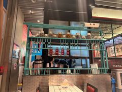 -肥汁米蘭香港米线(长宁来福士店)