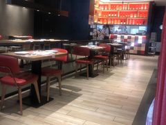 大堂-必胜客(新中纬店)