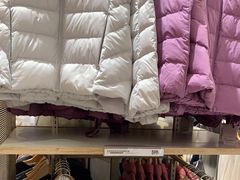 -优衣库(上海金桥国际商业广场店)