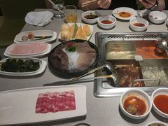 -海底捞火锅(新松江路生日主题店)
