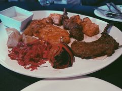 -Efes Turkish & Mediterranean Cuisine 艾菲斯餐厅(陆家嘴店)