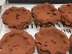 -HOT CRUSH趁热集合·现烤面包(上海环球港店)