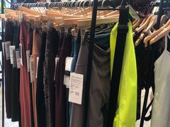 -lululemon(比斯特购物村店)