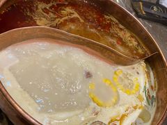 -三人行骨头王火锅(长寿店)
