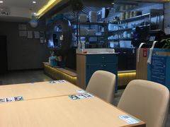 大堂-灵芝妹子海鲜米线(劳动公园店)