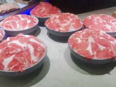 -锤头鲨毛肚海鲜烤肉自助餐厅(国购广场店)