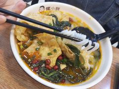 -螺小胖柳州螺蛳粉(钟楼总店)
