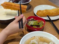 -三好食堂(煎饺·馄饨·肉饼米线·盛世广场店)