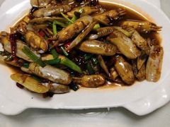 -鑫悦楼煎蟹·16年海鲜大排档