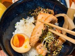 -啢啢茶寮(芳华横街店)