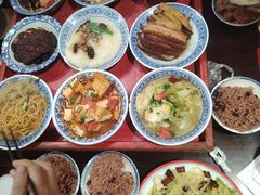 -蓝田九大碗民俗食府(蓝田店)
