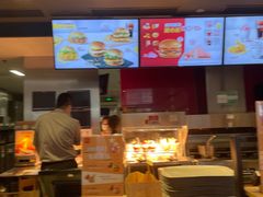 -麦当劳(新王府井店)