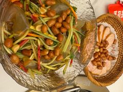 -锅当当铁锅炖烀饼王(长泰广场店)