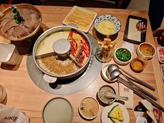 -巴奴毛肚火锅(龙湖锦艺城店)