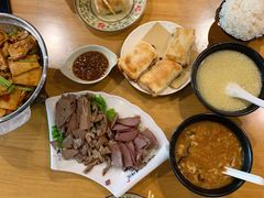 -驴脾气特色炒菜(广渠门内店)