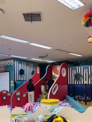 -孩子王童乐园(西安万象城店)