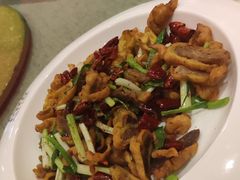 -香巴拉云南餐厅(华莱坞店)