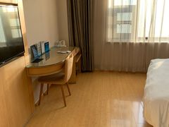 -全季酒店(北京西站南广场店)