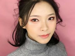 -金夫人化妆摄影职业培训学校