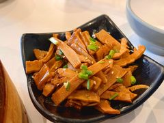 -馋三尺蟹粉小笼(人民广场店)