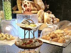 -BLU 全日制餐厅(上海安曼纳卓悦酒店)
