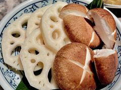 -禄婶鸡煲·打边炉