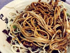 巴厘龙虾(音乐学院店)-巴厘龙虾·榜首油焖大虾(音乐学院·沿江酒馆店)