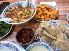 卤煮火烧-门框胡同百年卤煮(新街口店)