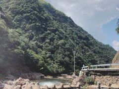 -安吉龙王山峡谷漂流