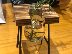 -ZING COFFEE 镜咖啡