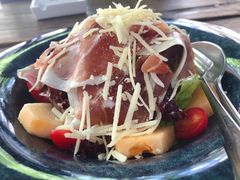 蜜瓜火腿芝士色拉-SISTERS BAR RESTAURANT川意酒馆(嘉善老市H楼店)
