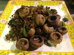 宅门干煸口蘑-那家小馆•北京菜•烤鸭(中关村店)