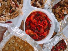 -扒虾小妹儿麻辣海鲜(宏图街店)