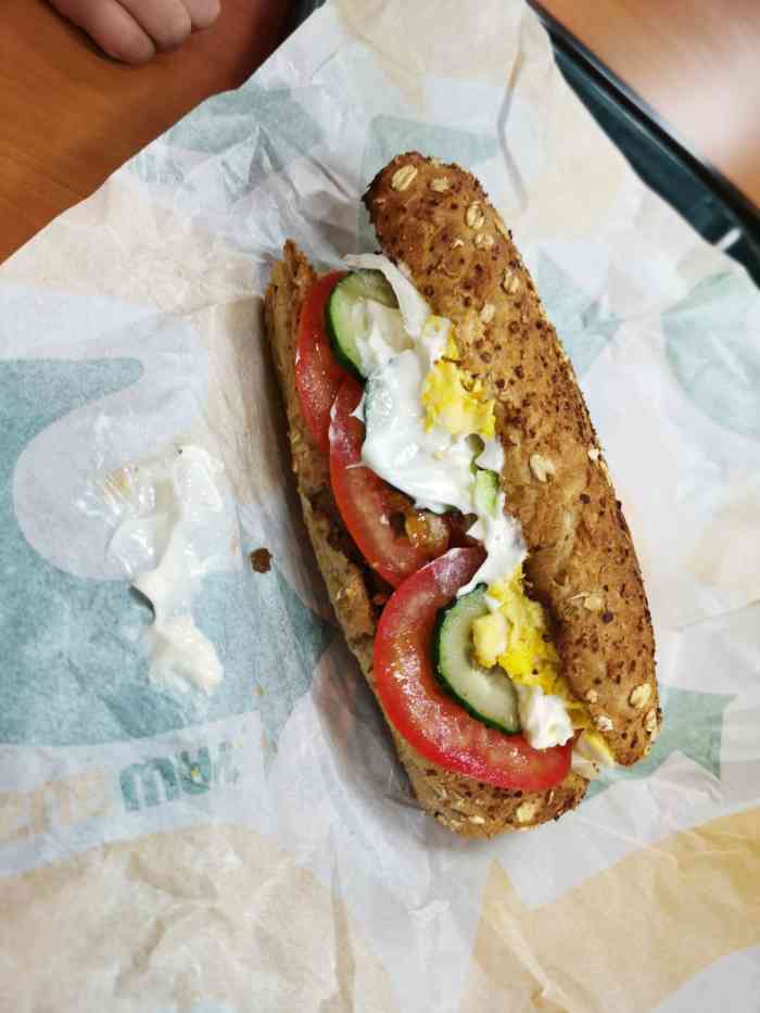 赛百味subway(佛罗伦萨店)-"汉堡里面个人比较喜欢吃赛百味,可以自行