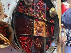 -正贰捌经重庆老火锅(建设路店)